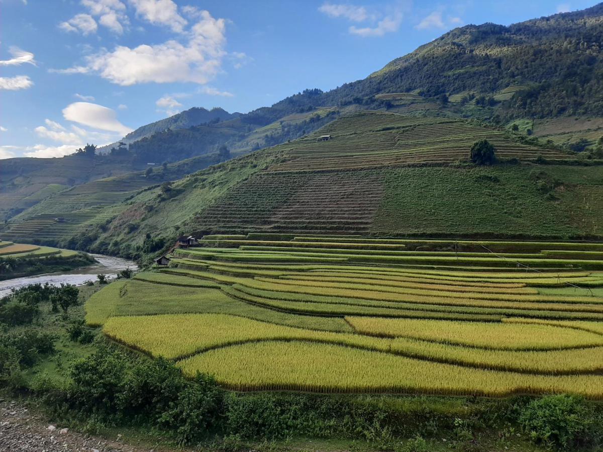 Dong Suoi H'Mong Homestay & Bungalow - Trek & Vegetarian Food Mu Cang Chai 외부 사진