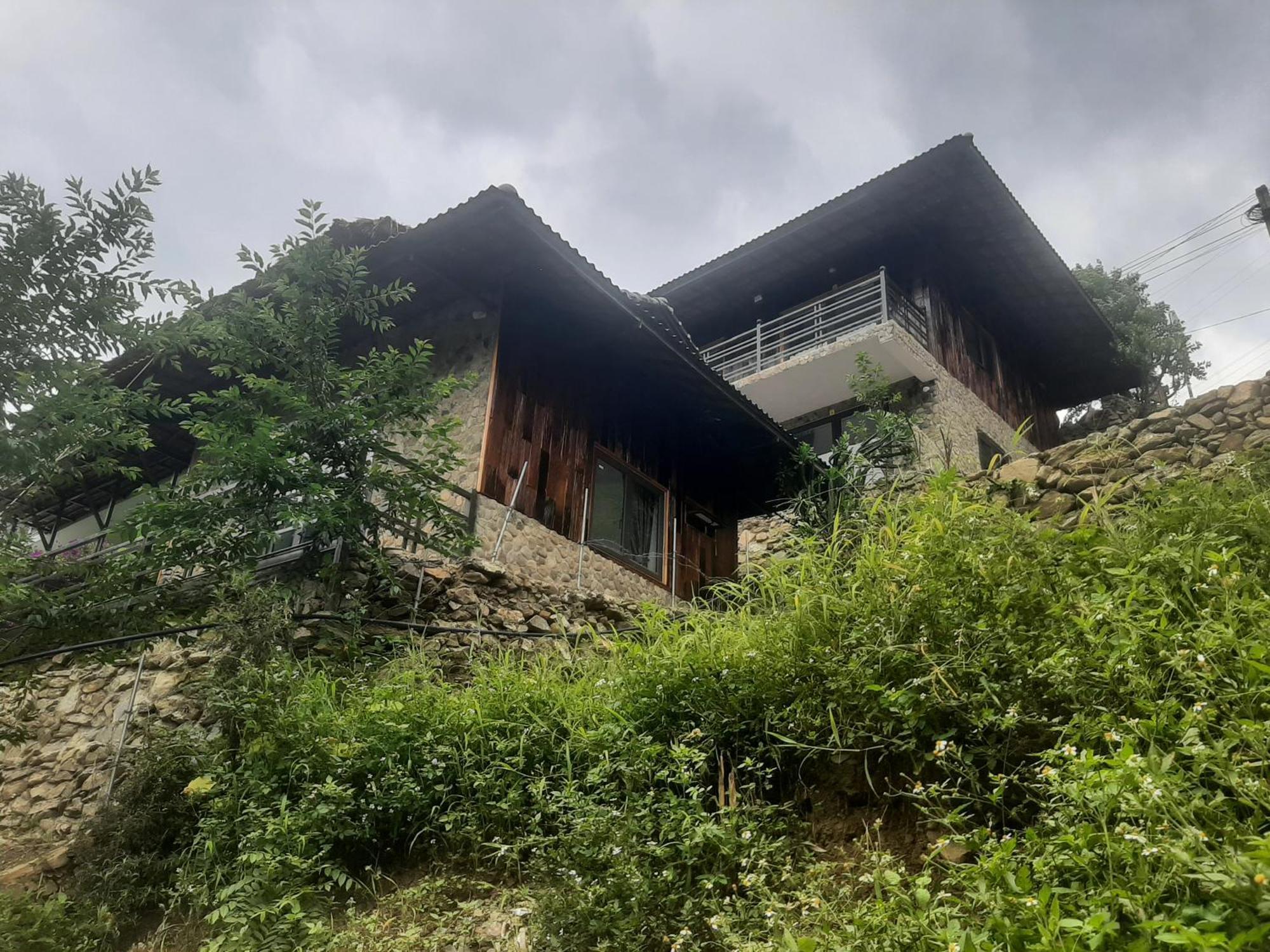 Dong Suoi H'Mong Homestay & Bungalow - Trek & Vegetarian Food Mu Cang Chai 객실 사진
