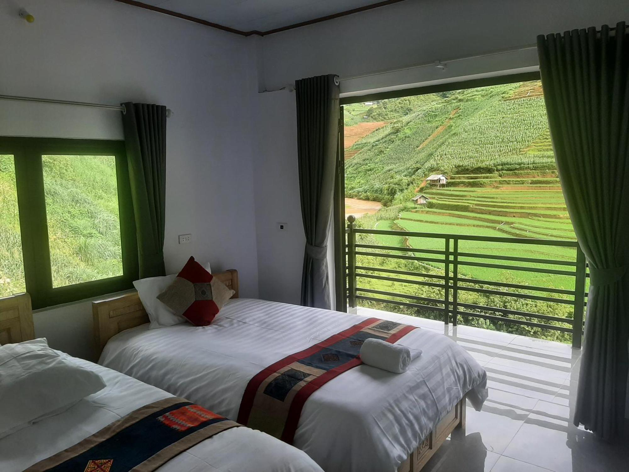 Dong Suoi H'Mong Homestay & Bungalow - Trek & Vegetarian Food Mu Cang Chai 외부 사진